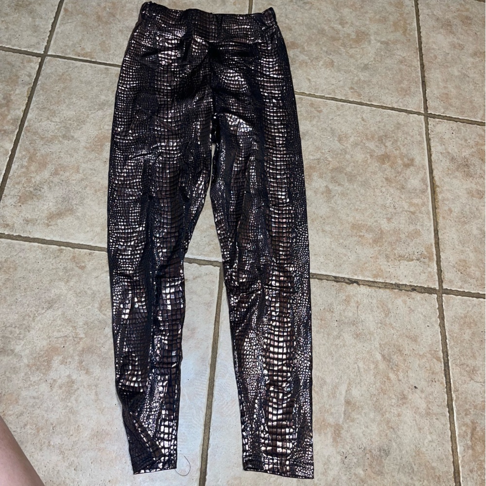 SHEIN Black Metallic Croc-Embossed Skinny Pants